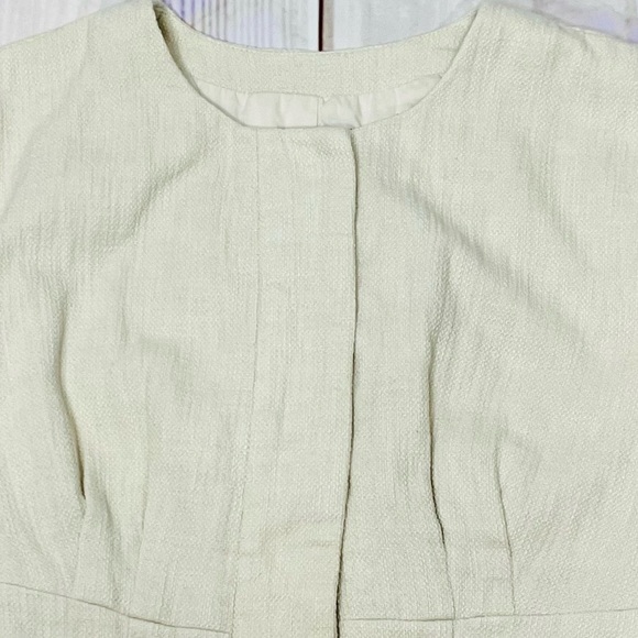 J. Crew Beige Tweed Capped Sleeves Popover Top. Size 2 - Picture 9 of 12